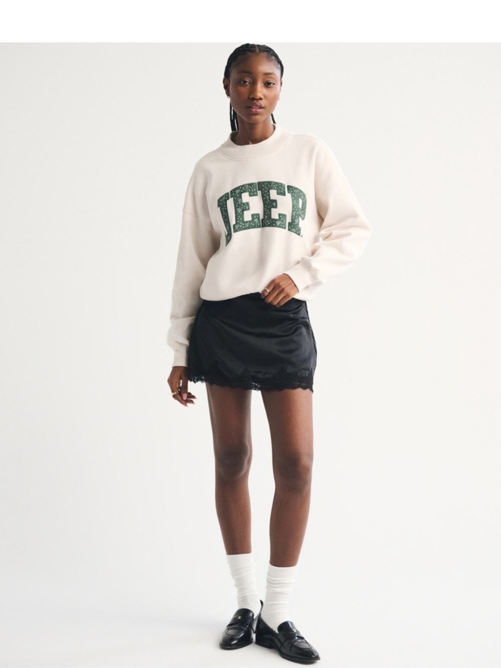 Crewneck Graphic Sweatshirt in Cream with Green Logo
